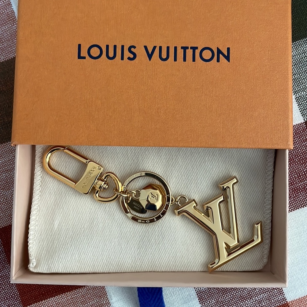 LV Facettes Bag Charm & Key Holder
